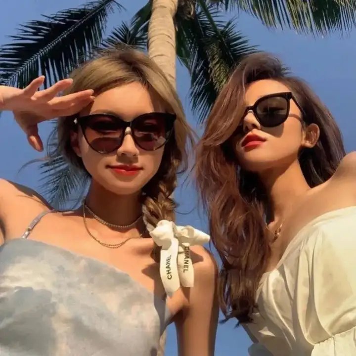 出门在外 海报